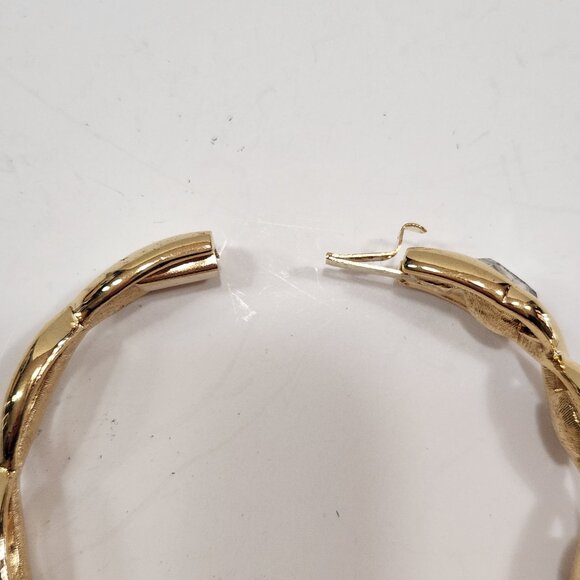 NWT Napier 80s Goldtone Swarovski Crystal Hinged Bangle Bracelet - Picture 10 of 11